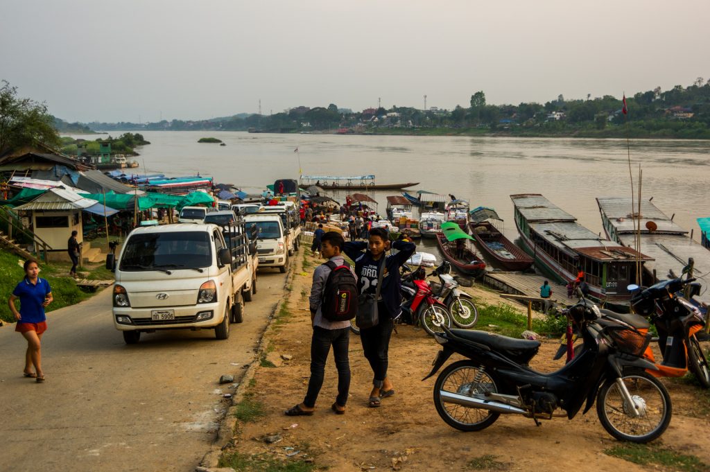 Mit dem Slow Boat auf dem Mekong