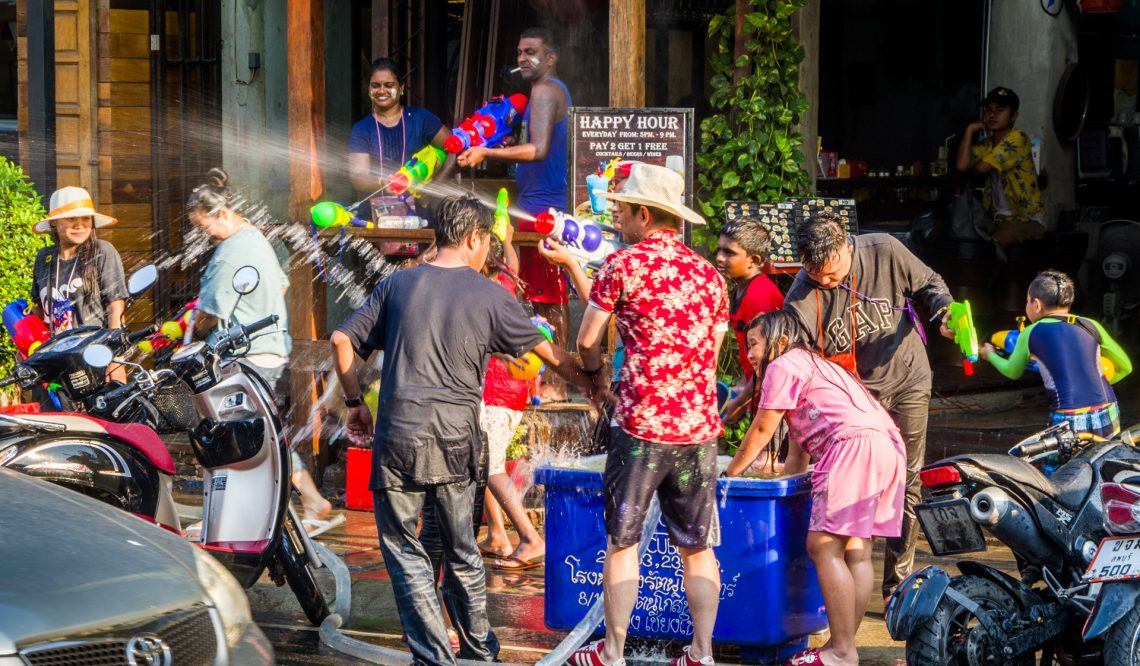 Songkran in Chiang Mai. Das Wasserfest bei 38 Grad!