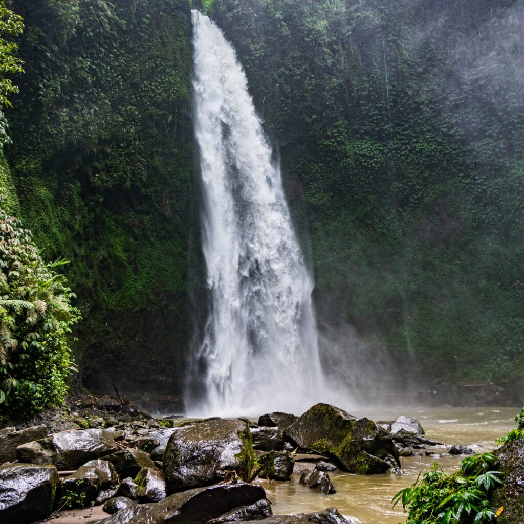 Bali Nungnung Waterfall 2023-1005